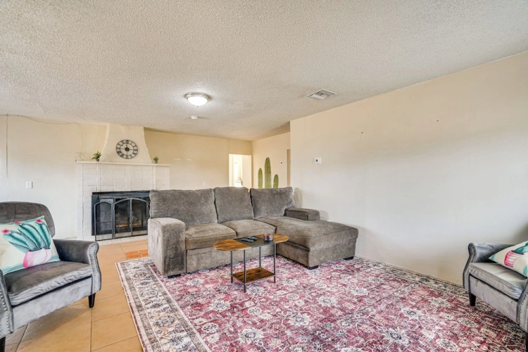 2 Bedrooms Cottage