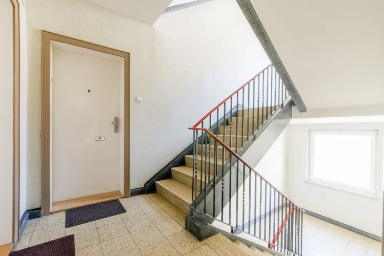 PRIVATE APARTMENT VOßSTRAßE