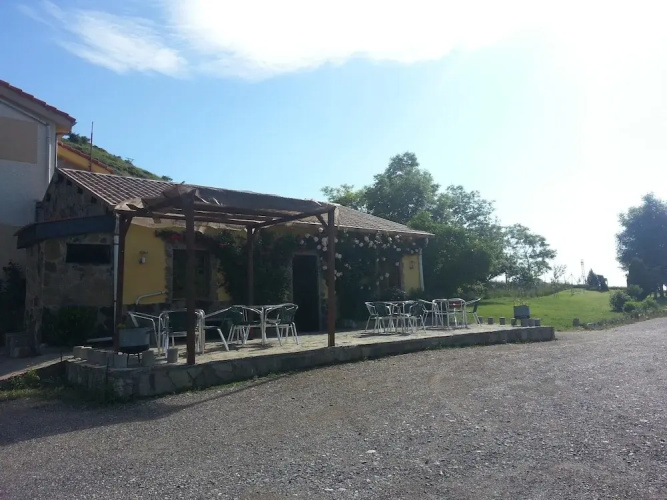 Hostal La Collada de Aralla