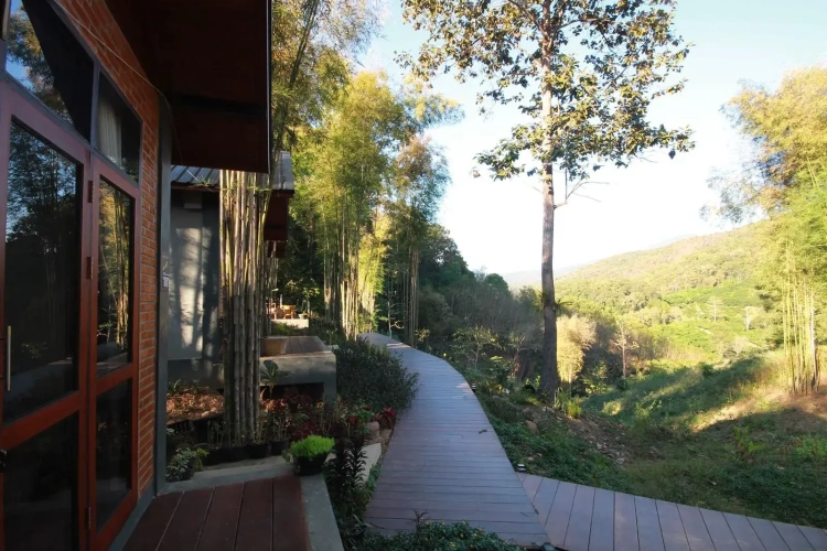 Triple Suite with mountain view
