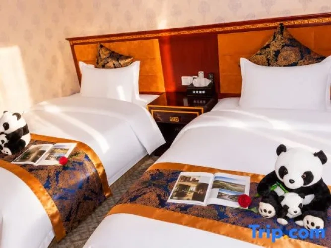 Standard Twin room with mountain view