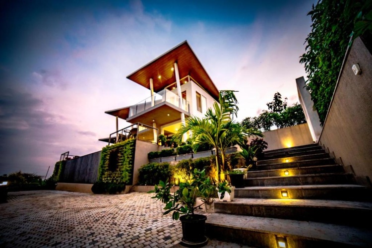 Villa
