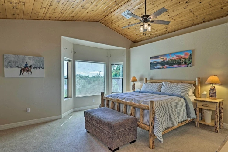 4 Bedrooms Cottage