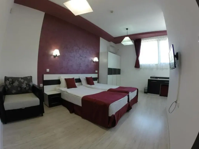 Economy Triple room