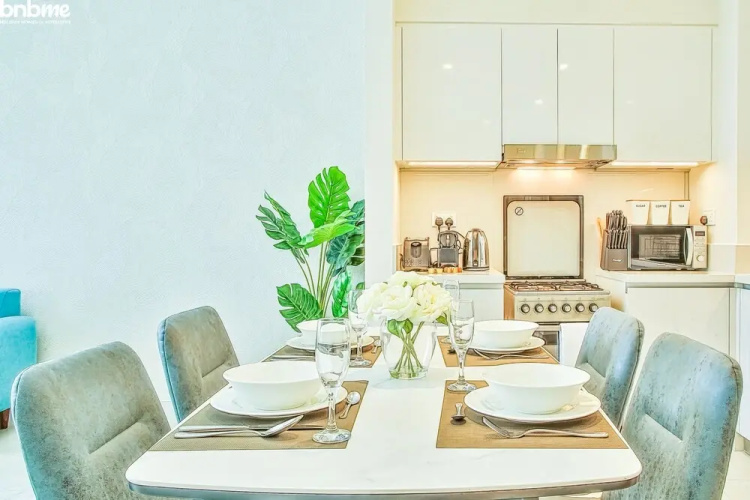 1B- Parkpoint- Tower D 104 by Bnb homes