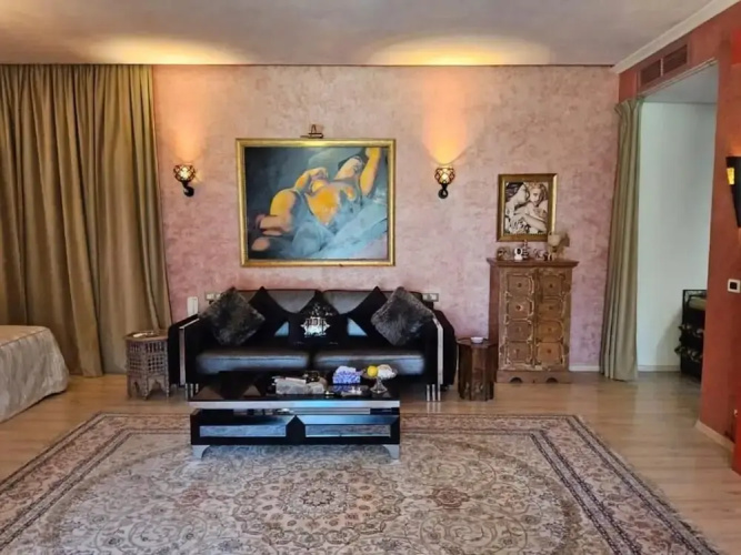 Private Luxury Villa With Hotel Services