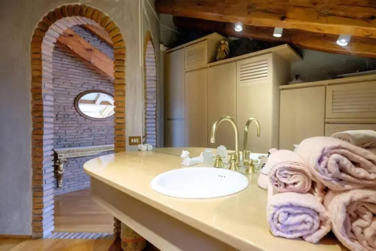 6 Ponterosso - Luxury Attic