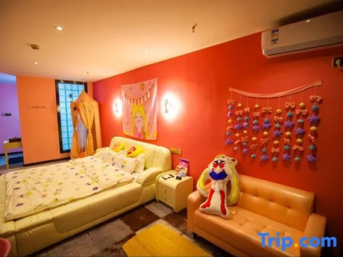 Bed in Dorm (female dorm)