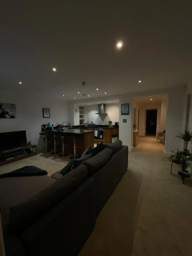 Beach Retreat, Stones Throw Away from Beach