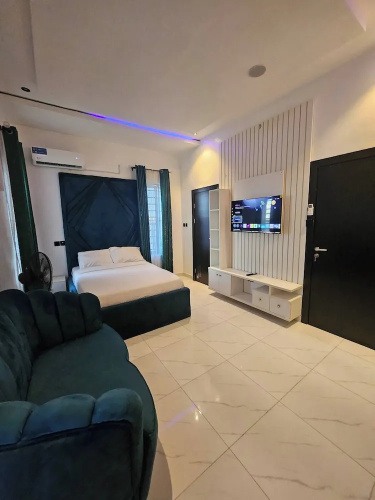 Luxury 5 Bedrooms Duplex With Swimming Pool