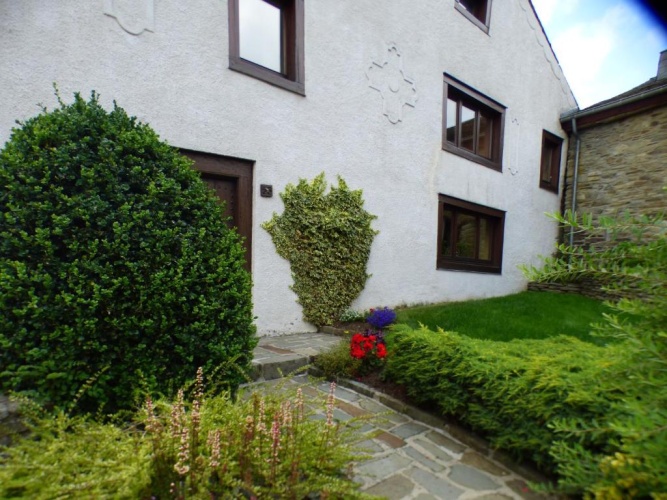 3 Bedrooms Cottage
