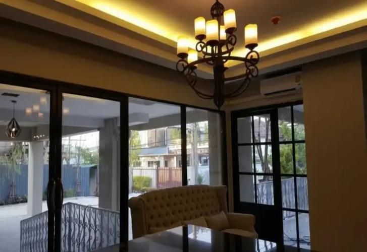 Marisa Residence