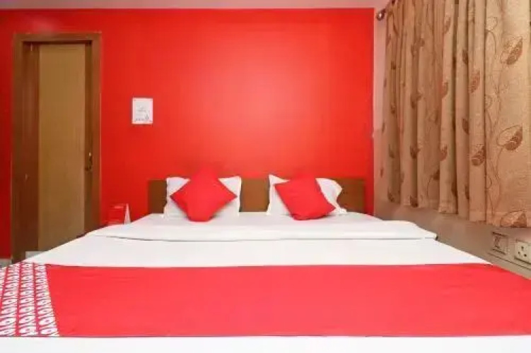 Hotel Classic by OYO Rooms