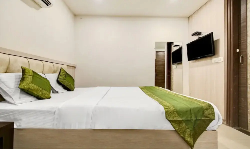 Itsy Hotels Solitaire
