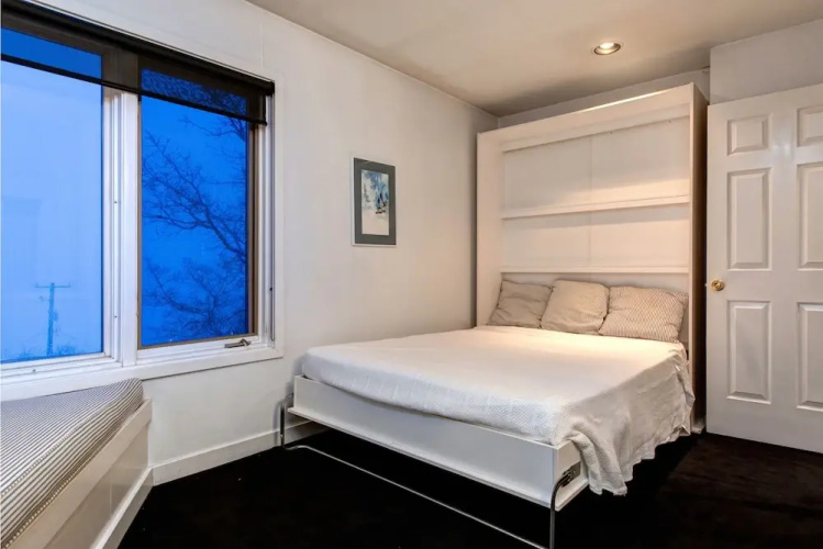 Abode on Sampson
