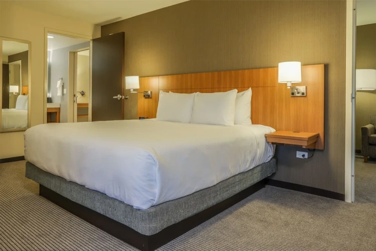 1 Bedroom Double Suite