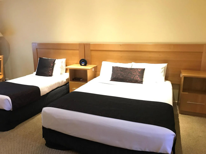 Sunseeker Motor Inn