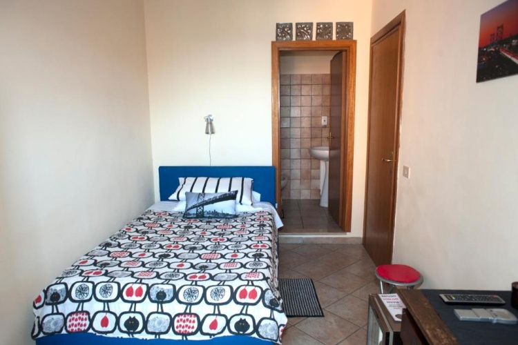 Standard Single room