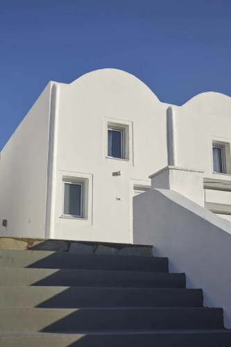 Mr And Mrs White Oia – Santorini - Oia