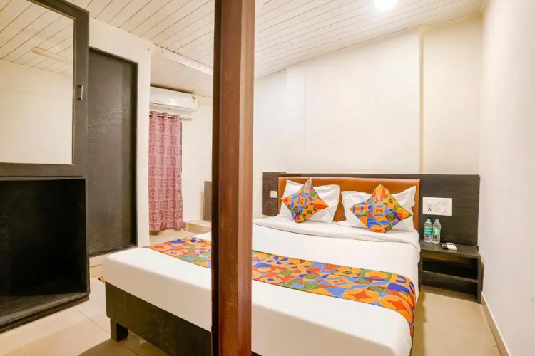 Fabexpress Accore Inn