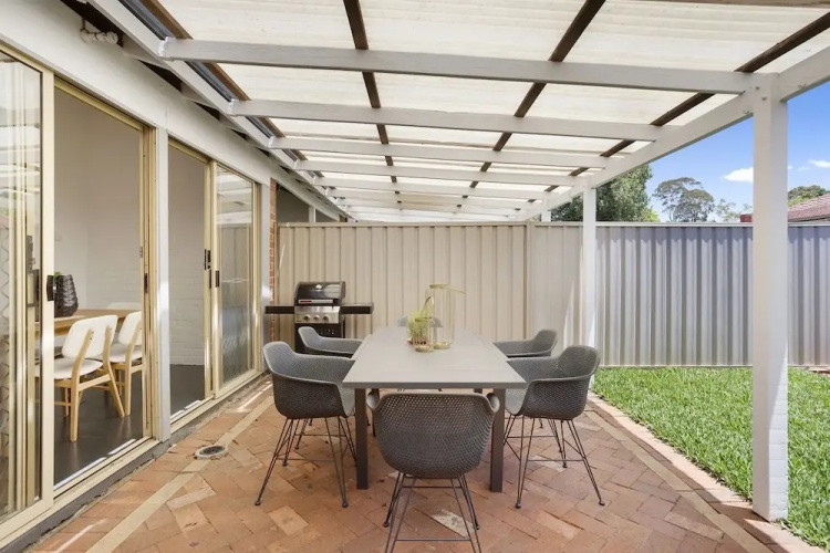 Chic Semi-detached 2-bed Home With Outdoor Dining