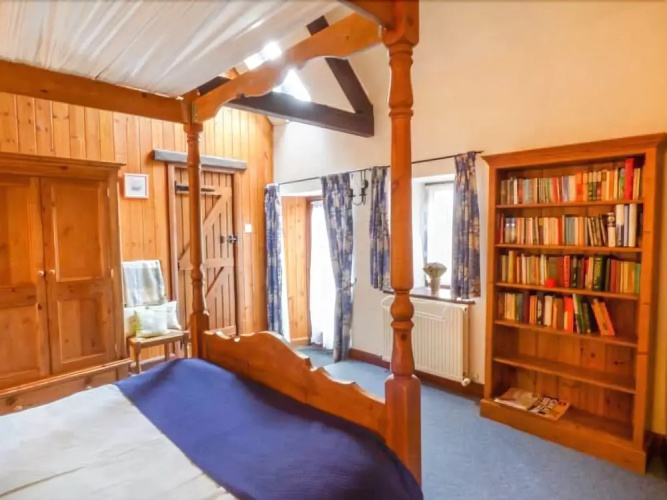 Ivy Cottage