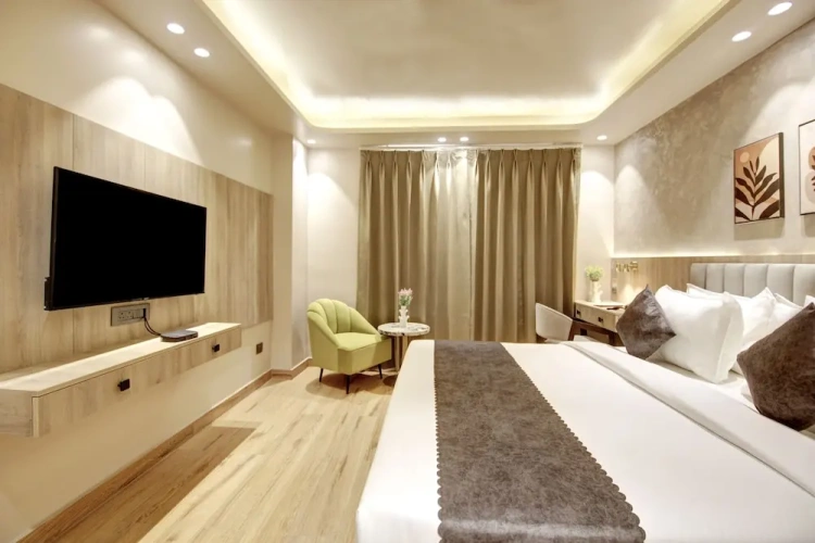 Standard Family room with balcony and with city view
