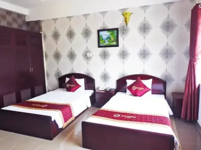 Que Huong Hotel
