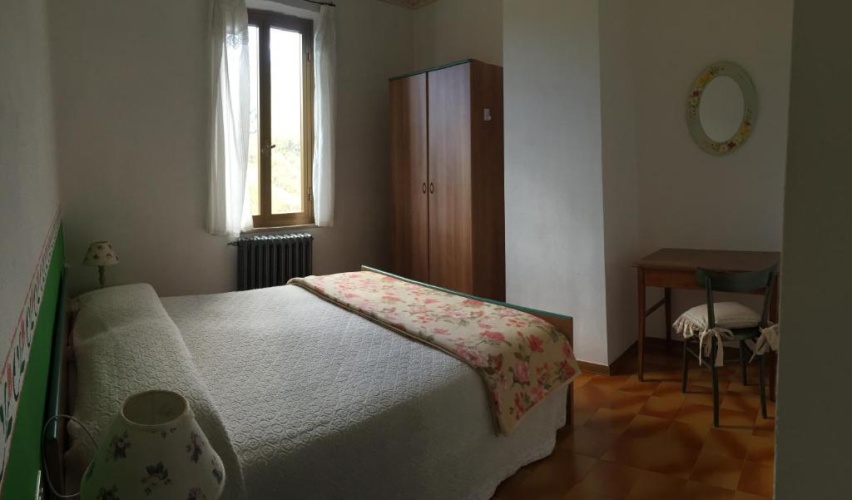 Standard Triple room with garden view