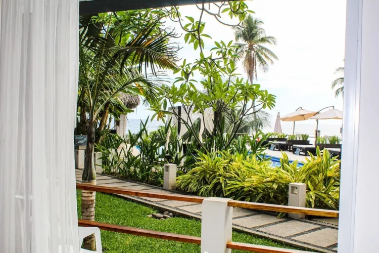 Deluxe Double room with garden view