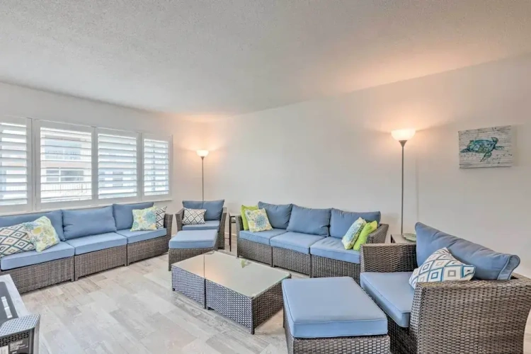 2 Bedrooms Apartment with balcony