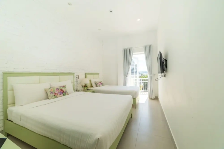 Triple room