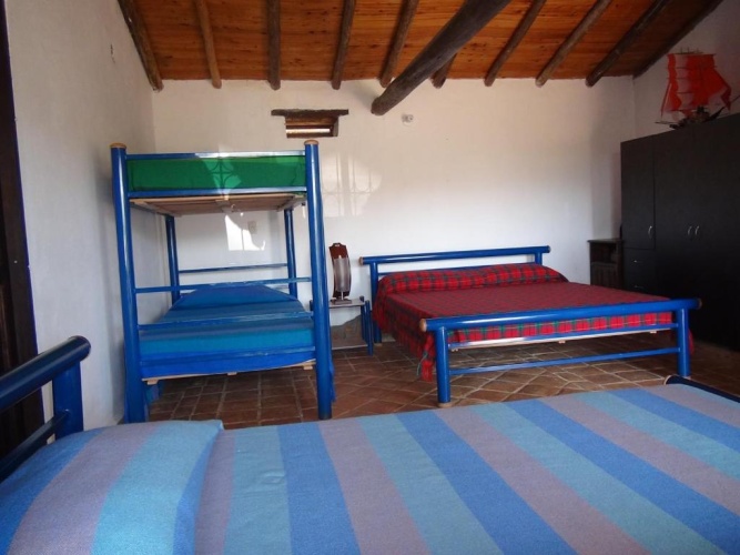 4 Bedrooms Cottage
