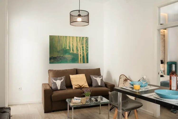 Acanthus Suites