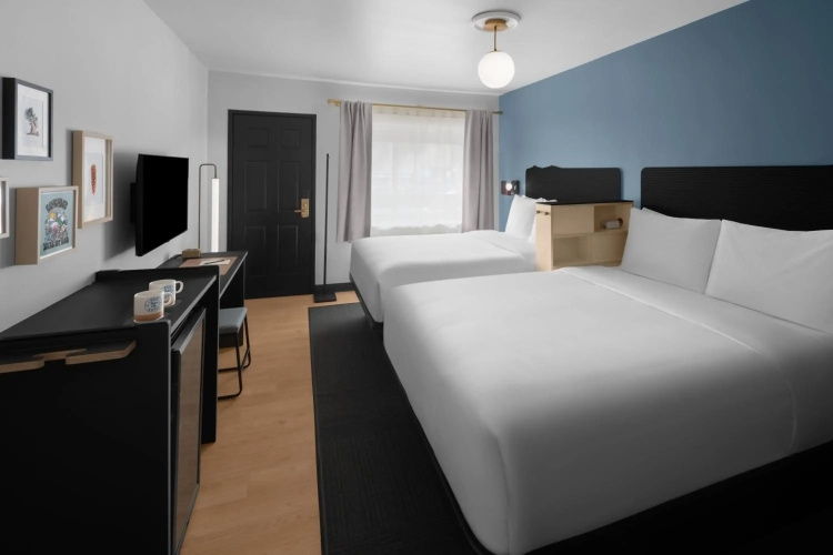evo Tahoe City Hotel