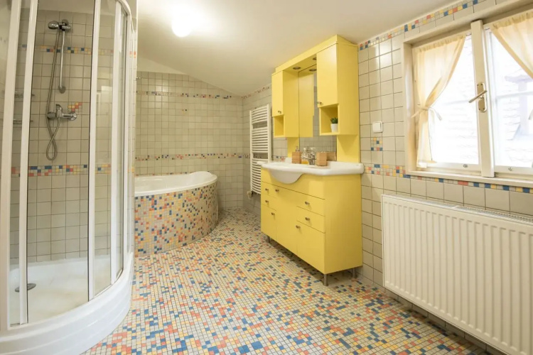 White Swan Boutique Apartments