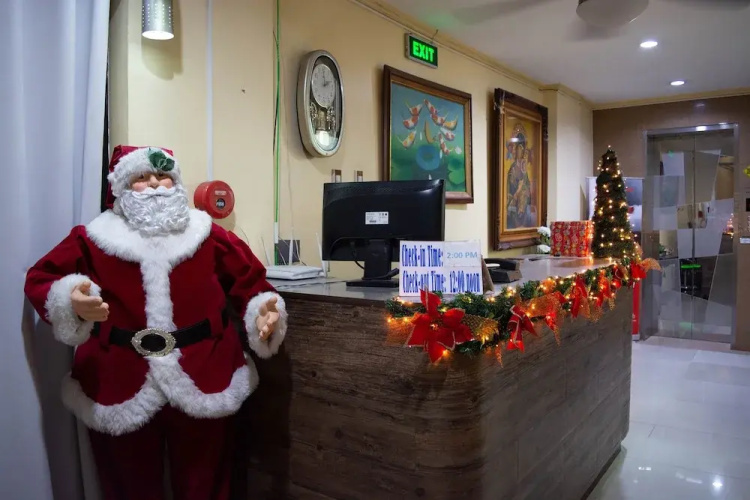 OYO 506 153 Executive Suites
