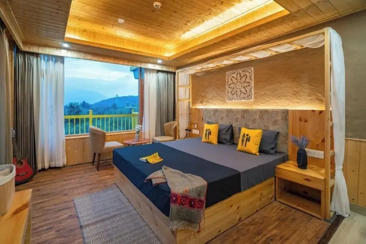 Superior Double room with balcony and with view