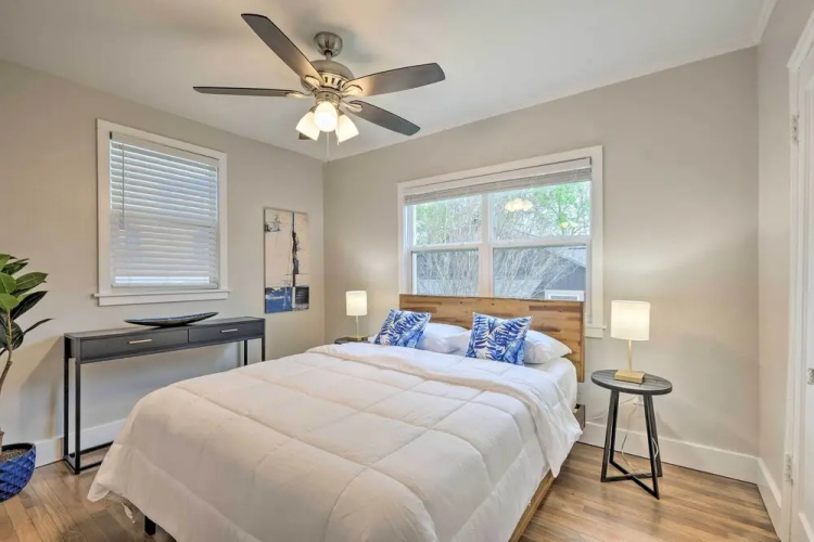 Updated Fayetteville Home < 2 Miles to Uark!
