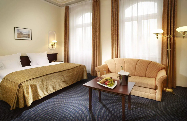 Hotel Excelsior