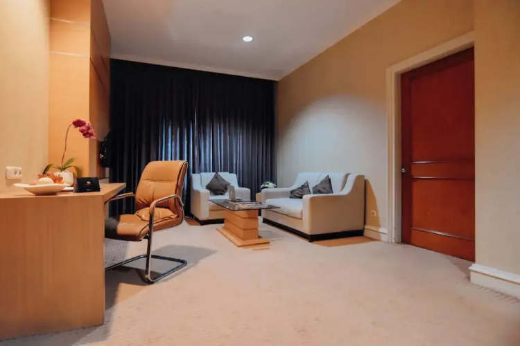 Horison Suites Surabaya