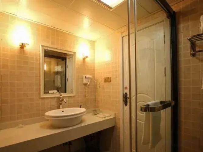 Guannan Weiyexuan Hotel