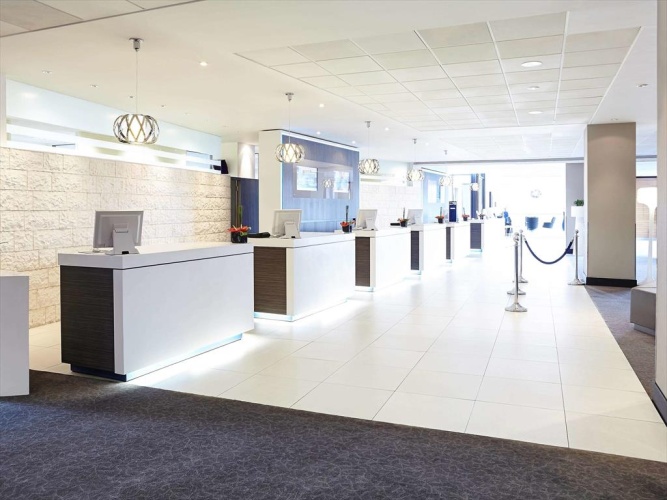 Hotel Novotel London West photo 17