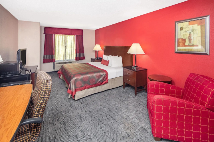 Ramada Limited Suites Alpharetta