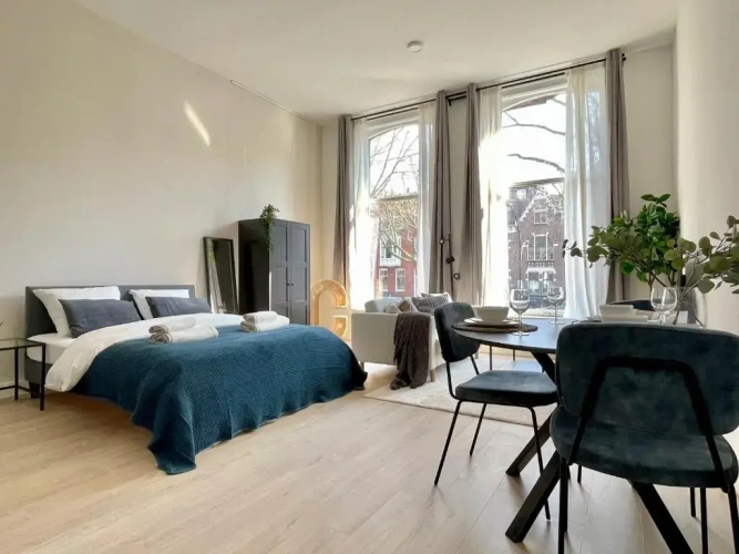 1 Bedroom Apartment