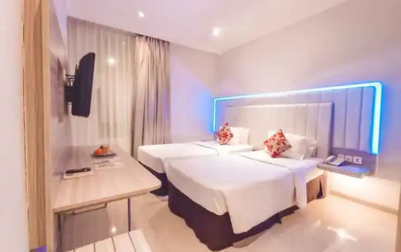 Chandra Inn