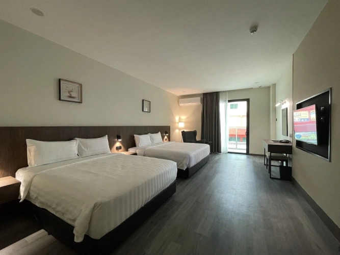 Superior Quadruple room