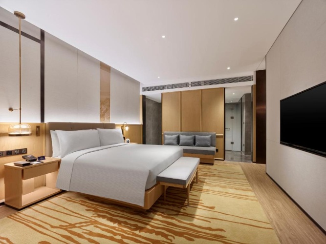 Deluxe Double Suite