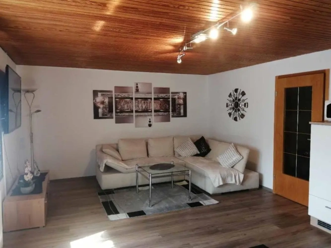 3 Bedrooms Apartment