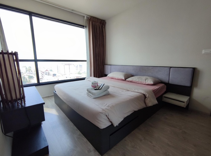 2 Bedrooms Double Family Suite with partial view